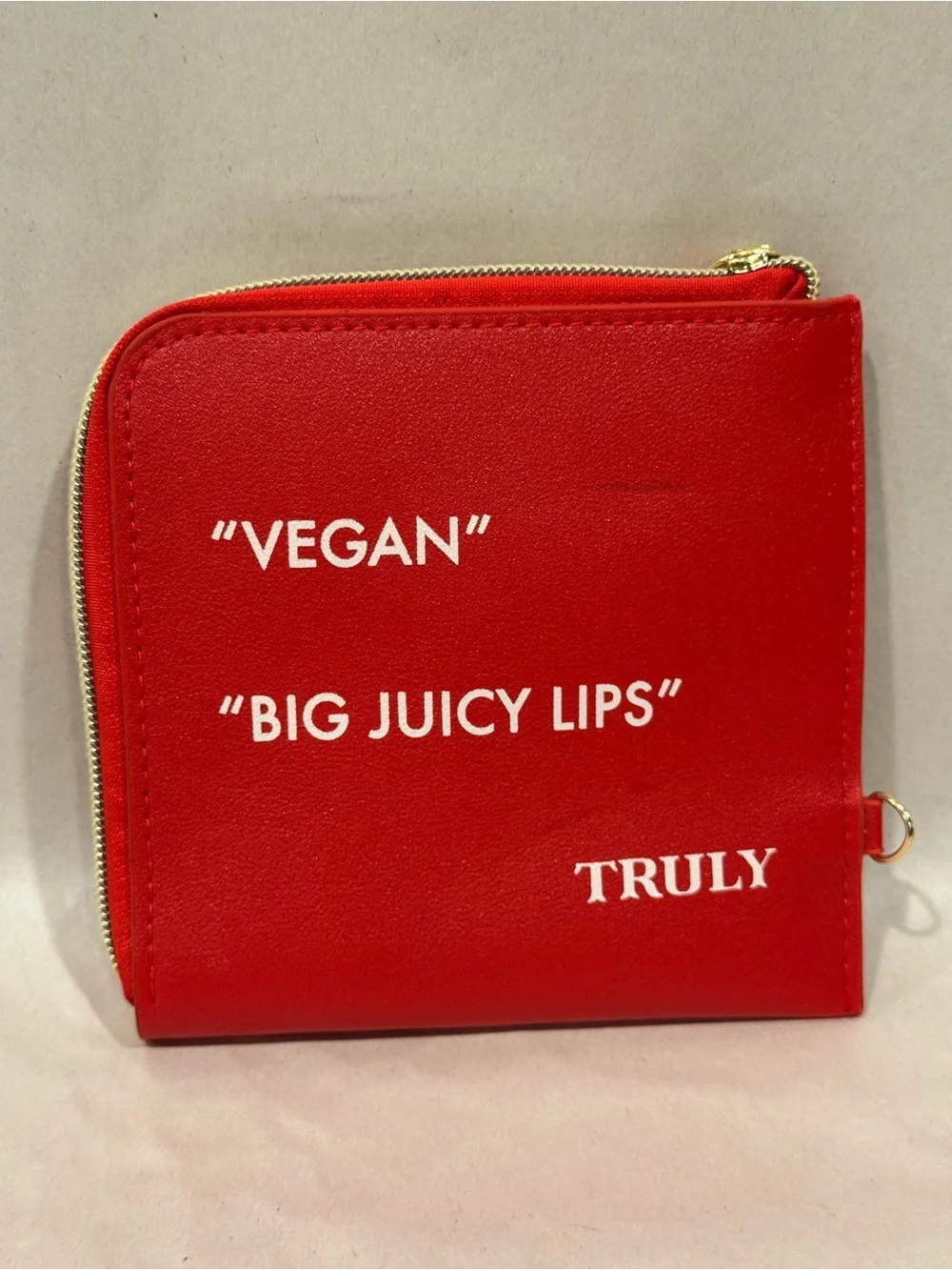 TRULY‎ GLOAT Red Zip Wallet Makeup Cost- Vegan Cosmetic Pouch